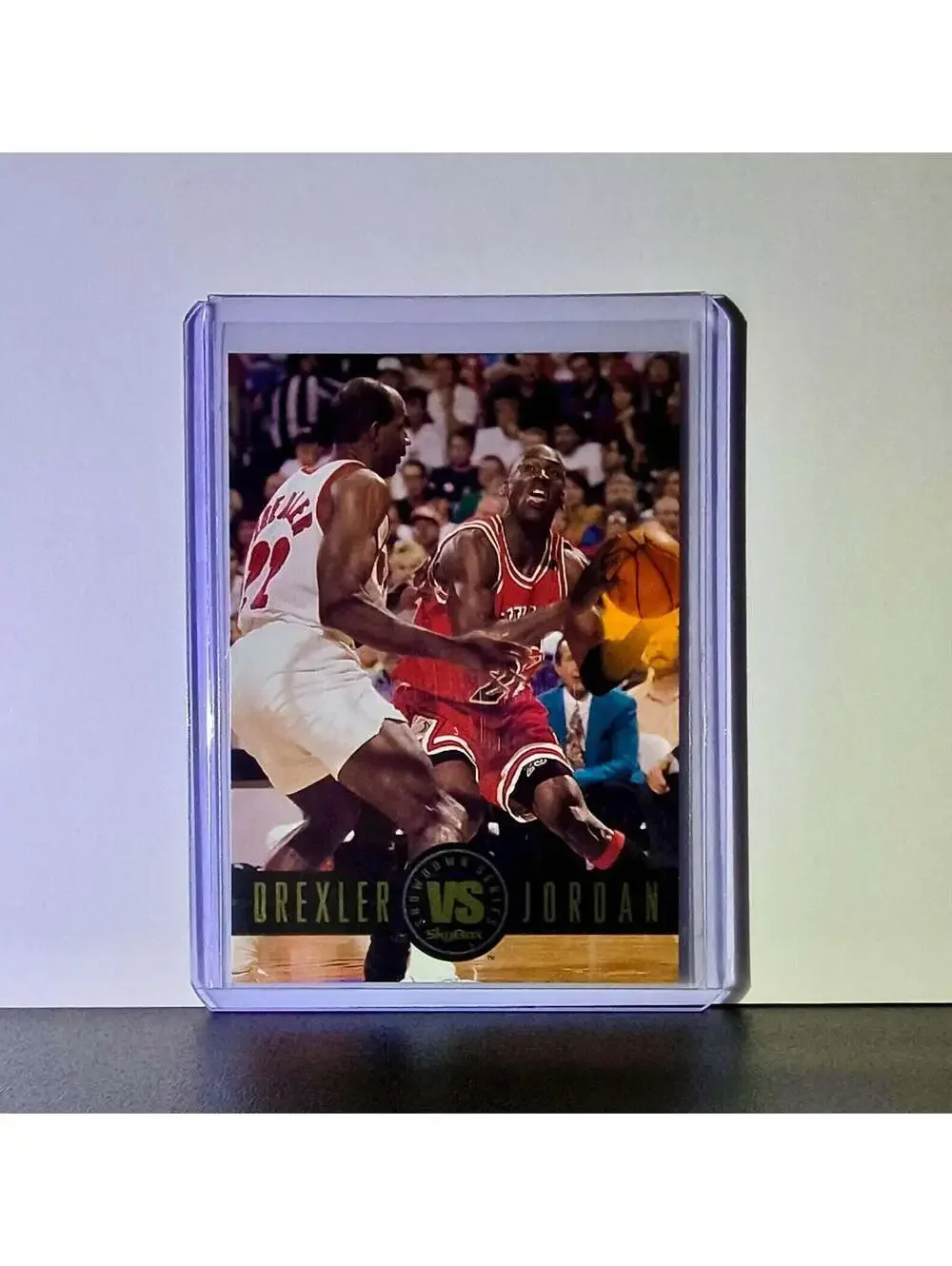 Michael Jordan 1993-94 Skybox Showdown Series VS Clyde Drexler #SS11 Card Bulls